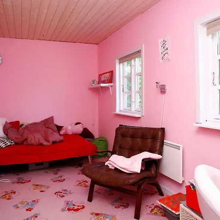 Three-bedroom Holiday In 5 펜션 *